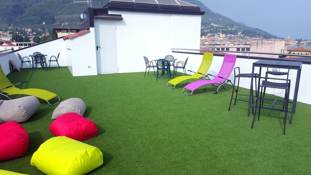 Lake Garda Hostel Salò Eksteriør bilde