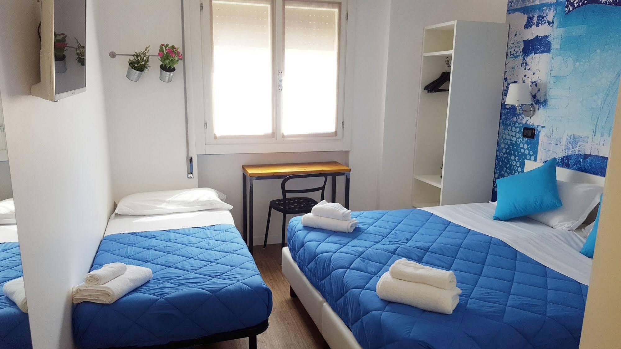 Lake Garda Hostel Salò Eksteriør bilde