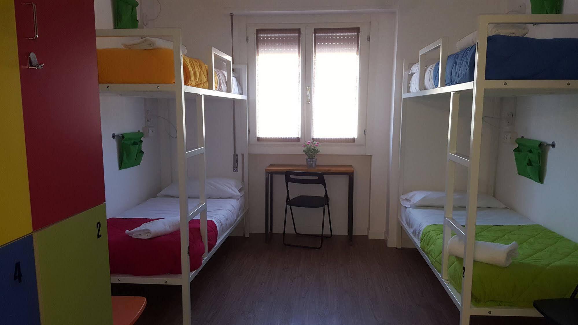 Lake Garda Hostel Salò Eksteriør bilde